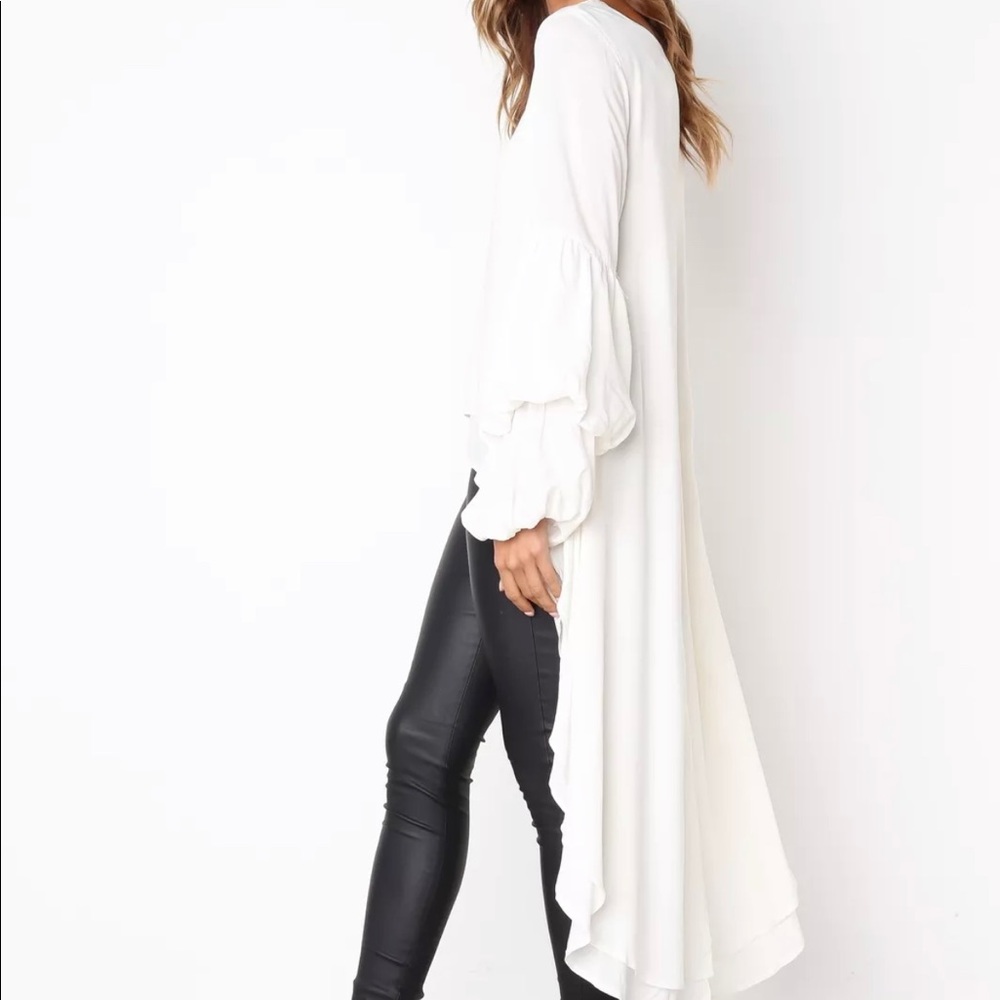 Dramatic High-Low Top - Picture 4 of 9